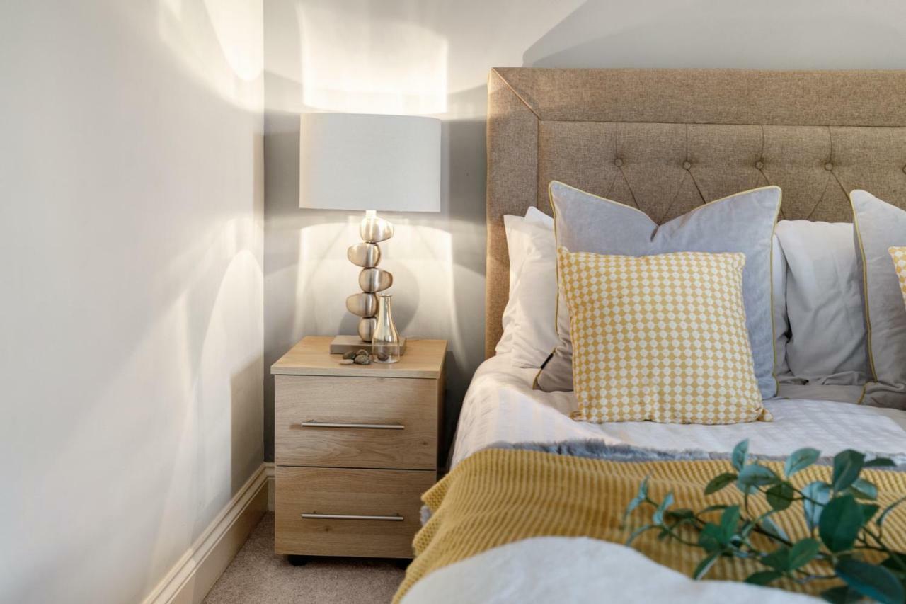 Stylish Cottage - Parking - Garden - Sleeps 6 Cambridge  Extérieur photo